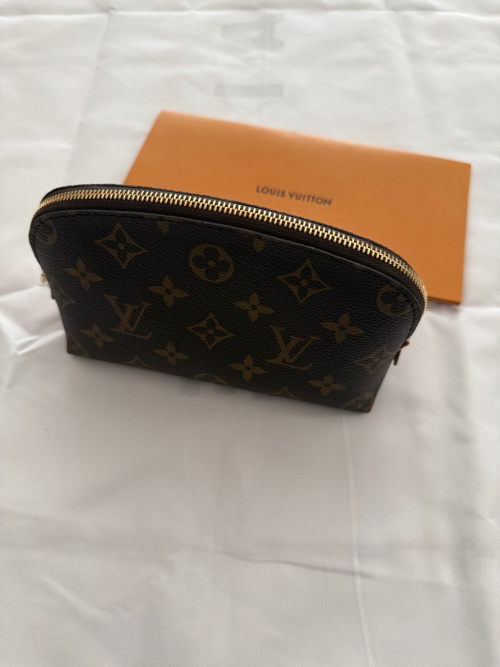 Louis Vuitton Monogram Canvas Brown and Gold Cosmetic Pouch - Picture 2 of 12